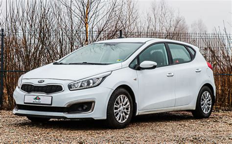 Kia Ceed automobilis
