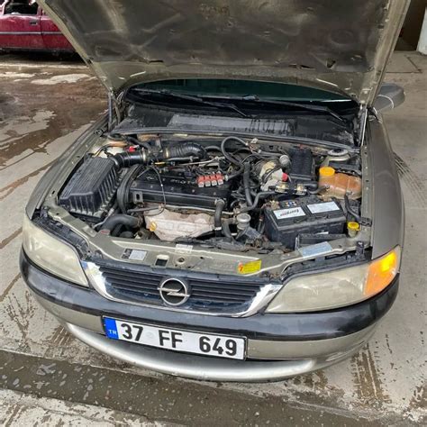 Opel Vectra palyginimas su konkurentais
