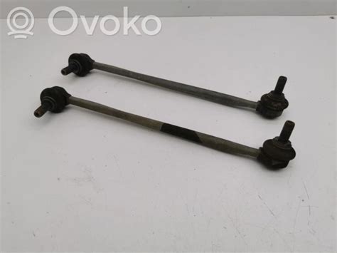 Skoda Octavia stabilizatoriaus traukės vieta