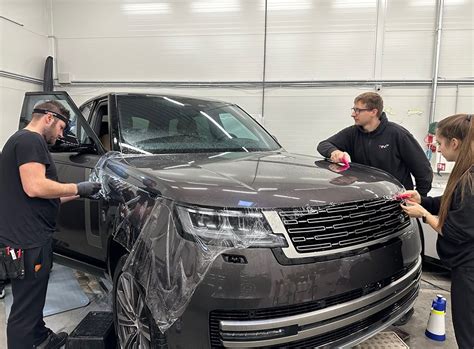 Procesas: automobilio klijavimas plėvele