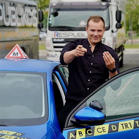 Vairavimo instruktoriaus darbo aplinka