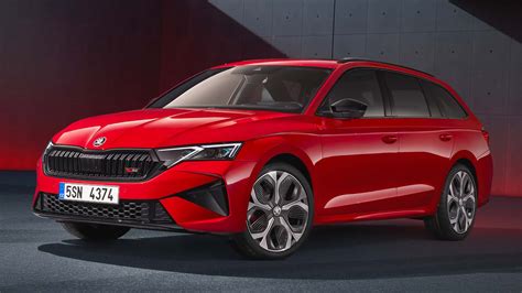 Nauja Škoda Octavia Combi 2024