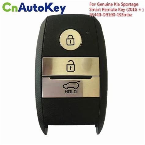 Automobilio raktelis su nuotolinio valdymo pulteliu