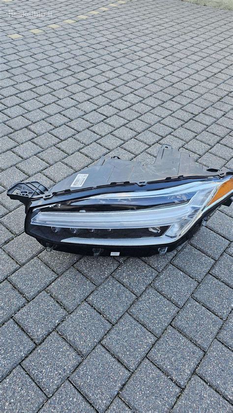 Kairysis priekinis žibintas Volvo S60