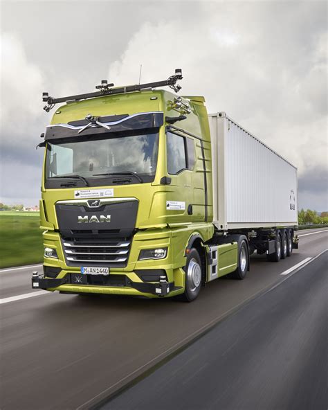 Sunkvežimis Vokietijos greitkelyje