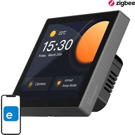 Skaitmeninio akumuliatoriaus įkroviklio valdymo panelė su ekranais ir mygtukais