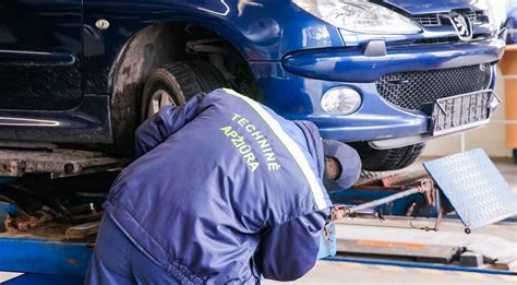 Automobilio defektų apžiūra