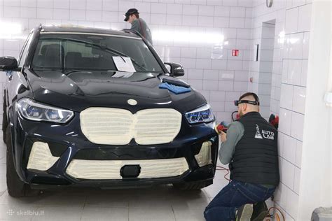 automobilio poliravimas ir įbrėžimų šalinimas