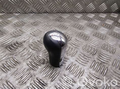 Pavarų perjungimo svirties schemos