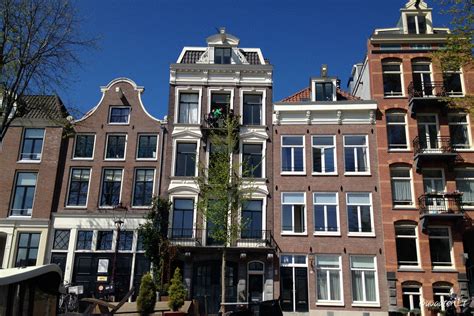 Amsterdamas: Namai prie kanalo