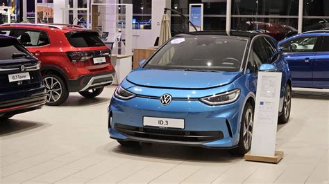elektromobilis Nyderlandų automobilių aukcione