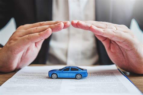 Schema, iliustruojanti skirtumus tarp automobilio paskolos ir lizingo