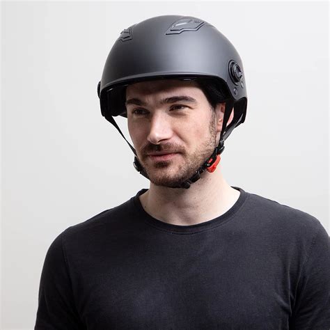 Motociklininkas su skydeliu