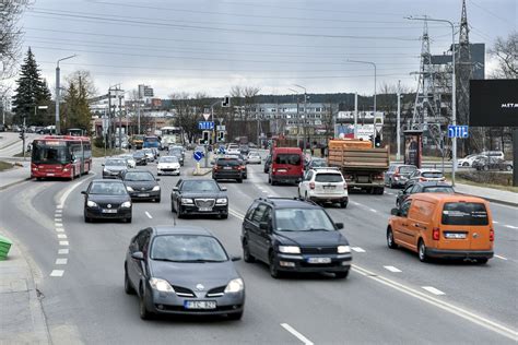 Infografika apie naujus transporto priemonių mokesčius Lietuvoje