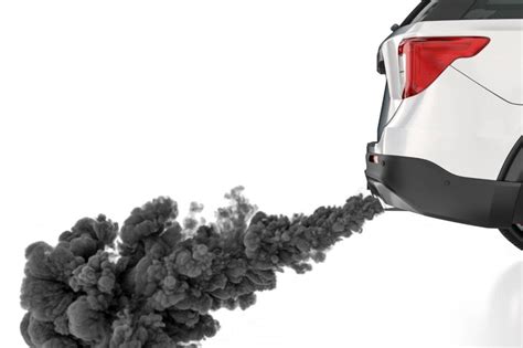 Vaizdas, iliustruojantis automobilio išmetamųjų dujų sistemą su katalizatoriumi
