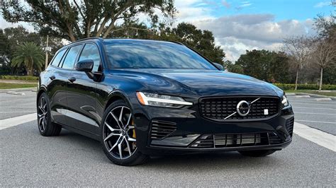 Volvo V60 interjeras