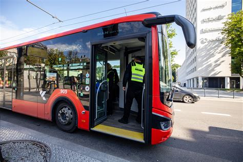 Viešojo transporto bilietų kontrolė