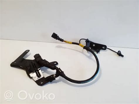 Varžtai, laikanys galinio žibinto mazgą Nissan Qashqai