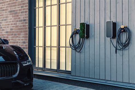 Elektromobilio baterijos krovimo stotelė