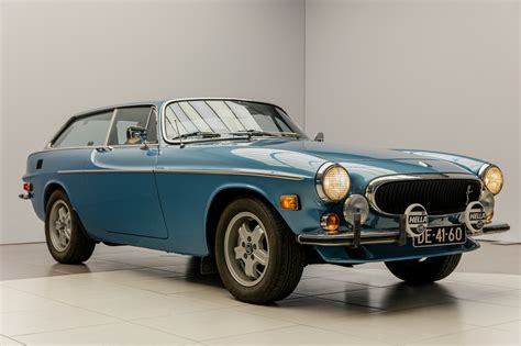 Volvo P1800ES automobilis
