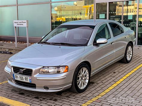 Volvo S60 automobilio nuotrauka