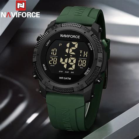 NaviForce NF7104 - dinamiškas gatvės stiliaus laikrodis