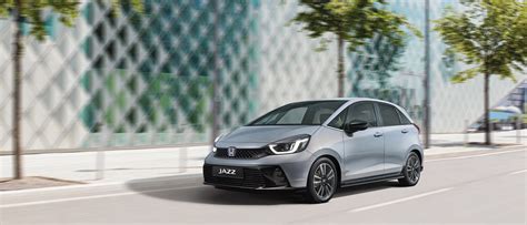 Honda Jazz automobilio interjeras su sumontuotais kilimėliais