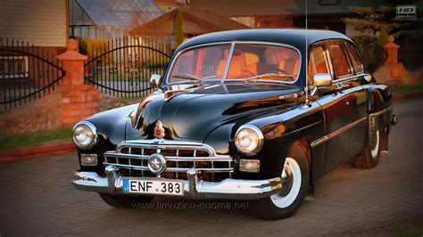 Senovinis automobilis muziejuje