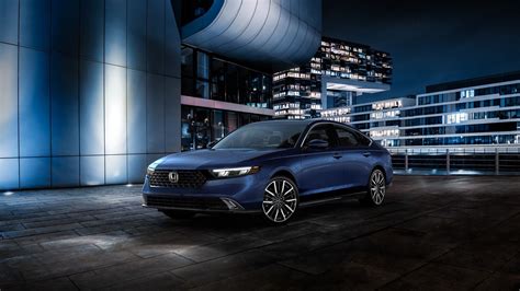 Honda Accord 8 kartos galinis vaizdas