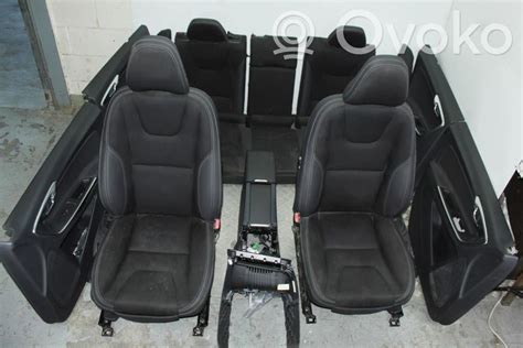 Galinių sėdynių sulankstymo schema Volvo V70