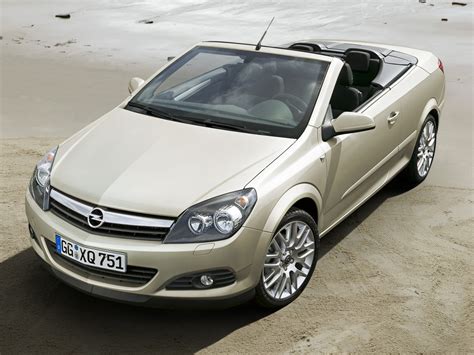 Opel Astra H TwinTop kabrioletas