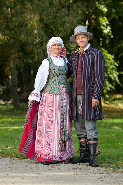 Lietuvos tautinis kostiumas