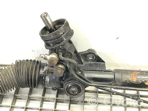 Audi A4 B5 vairo stiprintuvo sistema