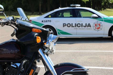 Policijos patruliai keliuose