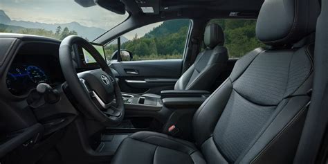 Toyota Sienna interjeras