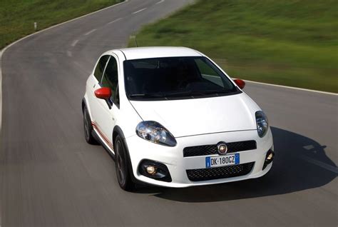 FIAT GRANDE PUNTO automobilio nuotrauka