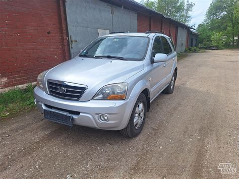 Kia Sorento 2009 m. automobilio priekis