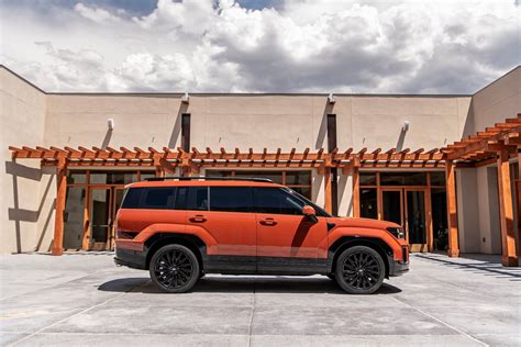 Schema, kaip apskaičiuojamas PVM perkant naują automobilį ES