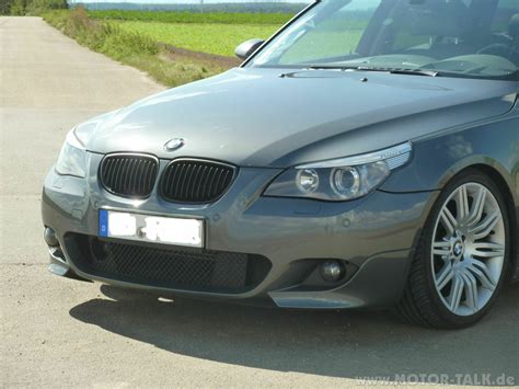 Schematinis BMW E61 antenos stiprintuvo pavaizdavimas
