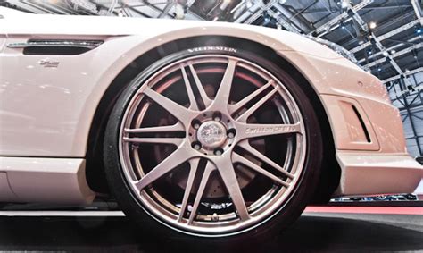 Įvairių automobilių ratlankių nuotraukos