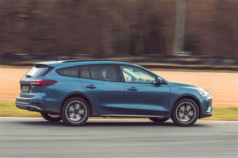 Ford Focus su 1.0 EcoBoost varikliu