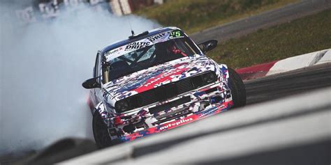 Nuotrauka: Drifto automobilis su