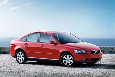 Volvo S40 automobilio priekis