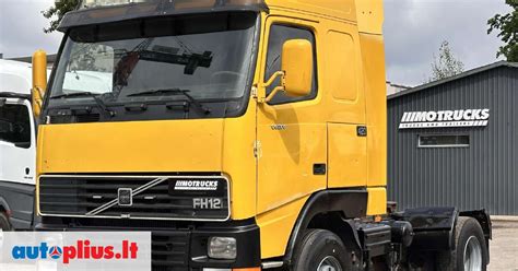 Vairuotojo vieta Volvo FH12 su reguliuojamu vairarčiu