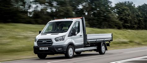 Ford Transit Chassis Cab įvairių kėbulų