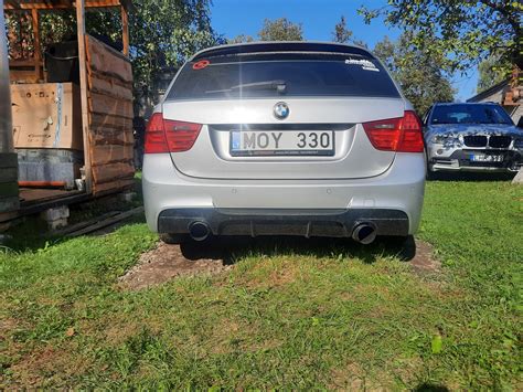 BMW E60 priekinio žibinto schema su pažymėtomis dalimis keitimui