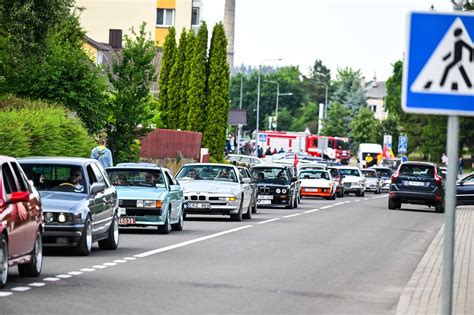 Istorinių Chevrolet automobilių koliažas