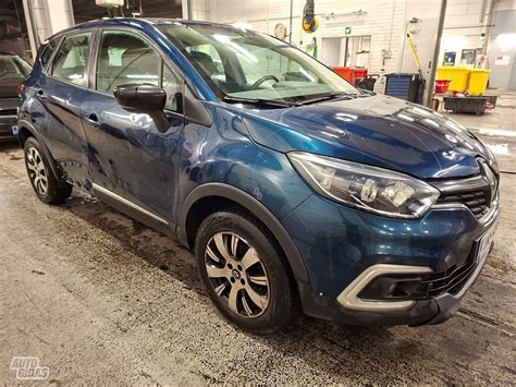 Renault dalys Telšiuose