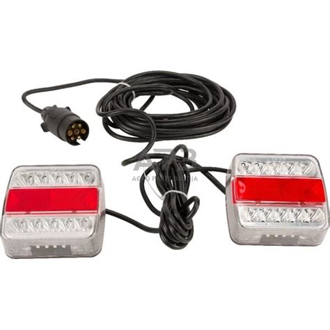 Nuotrauka su LED gabaritinių žibintų lempute