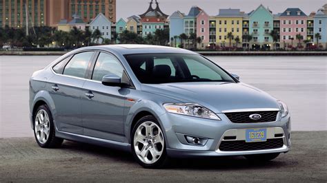 Ford Mondeo Mk4 akumuliatoriaus skyrius